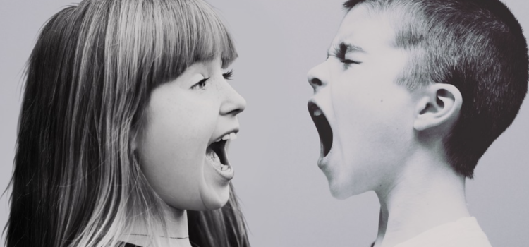 Jak efektywnie radzić sobie z konfliktami w grupie dziecięcej
